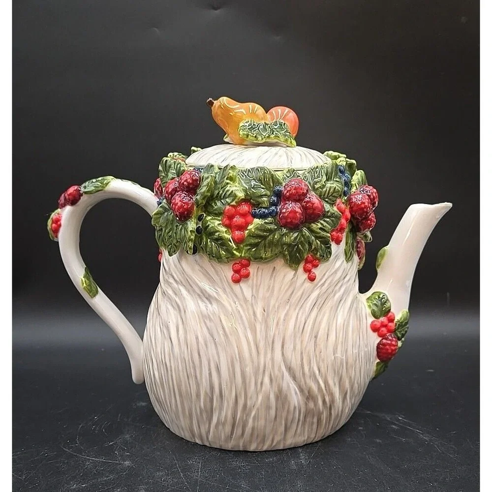 Department 56 Santa Christmas Holiday Seasonal Fruit‎ Teapot w/ box